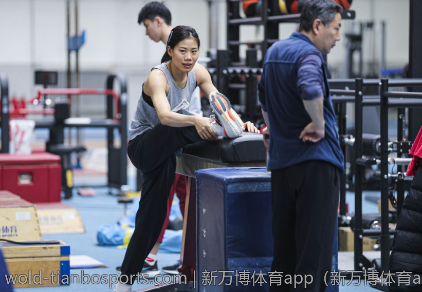 新万博体育app（新万博体育app对本地比赛的支持与推广）